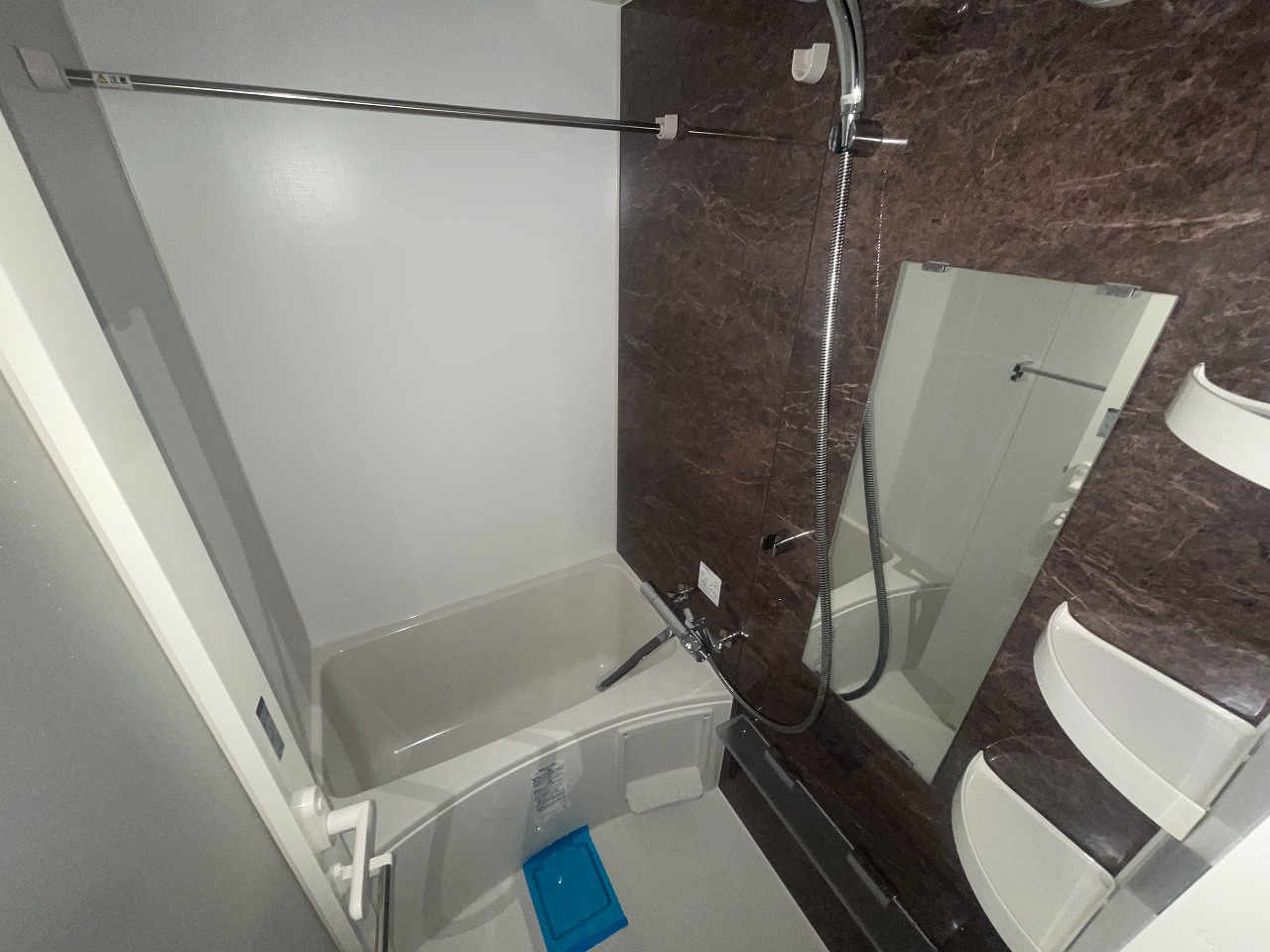 バス・シャワールーム　浴室