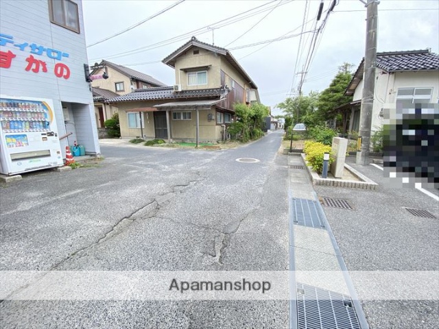 その他　前面道路（その他）まで0m