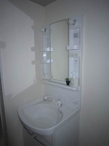 洗面設備　洗髪洗面化粧台