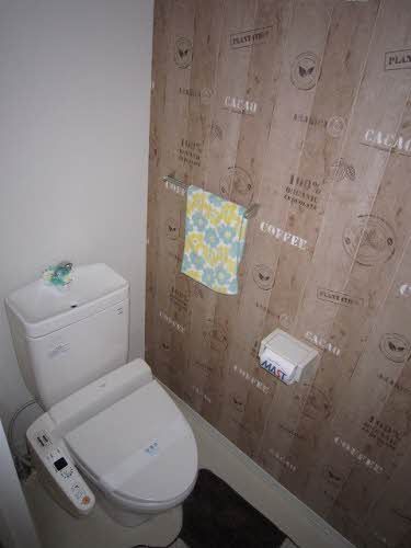 トイレ　温水洗浄便座