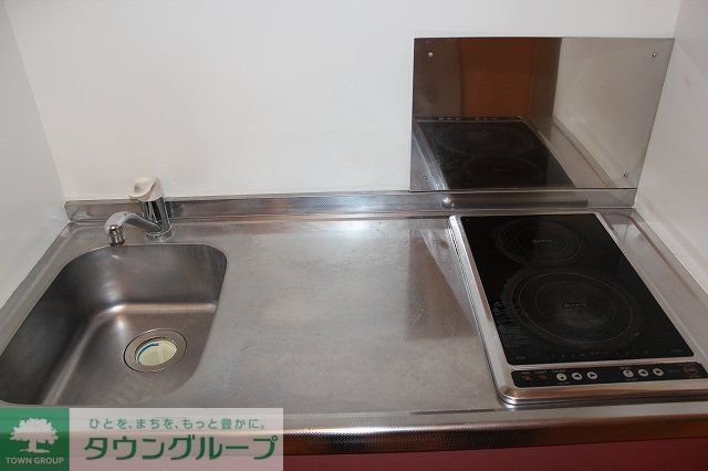 キッチン　2口電気コンロ