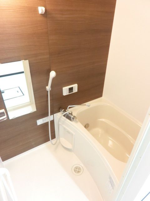 バス・シャワールーム　お風呂で毎日の疲れもスッキリ♪