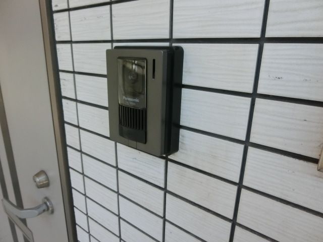 セキュリティ　カメラ付きインターホンでセキュリティもバッチリ！