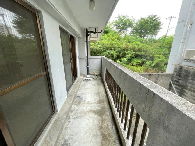 バルコニー　※別部屋の写真になっております　現状優先です