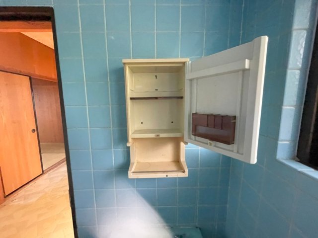 洗面設備　※別部屋の写真になっております　現状優先です