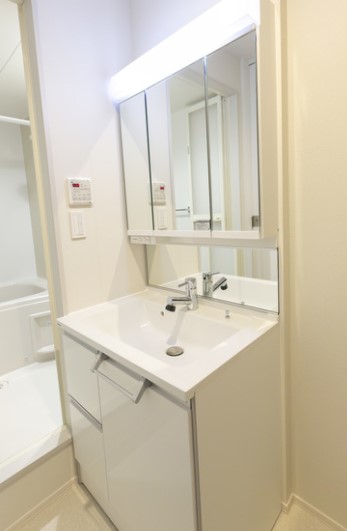 洗面設備　※同タイプ参考写真