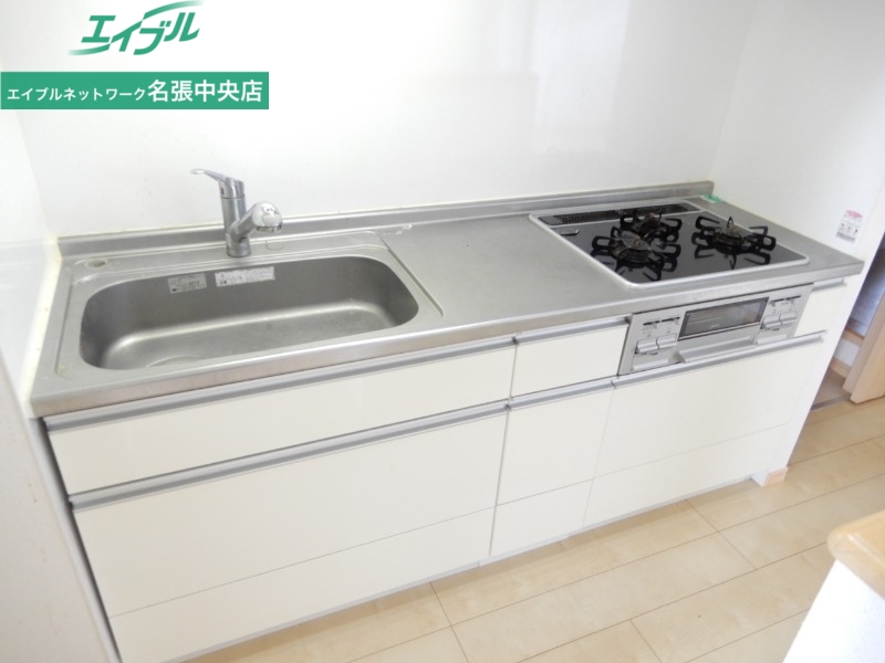 キッチン　同物件別部屋参考写真