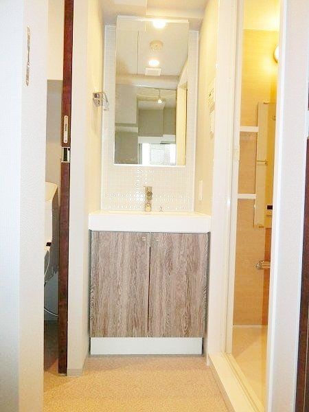 洗面設備　お部屋探しは株式会社　タウンハウジング　までお気軽にお問合…