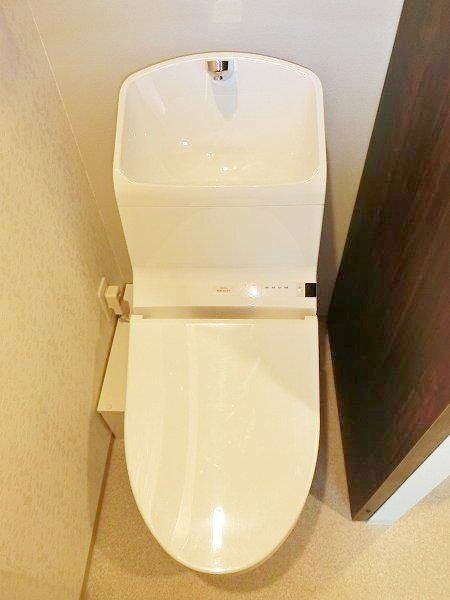 トイレ　お部屋探しは株式会社　タウンハウジング　までお気軽にお問合…