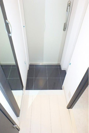 玄関　メグリオ住吉