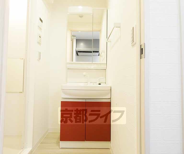 洗面設備　シャンプードレッサーです。