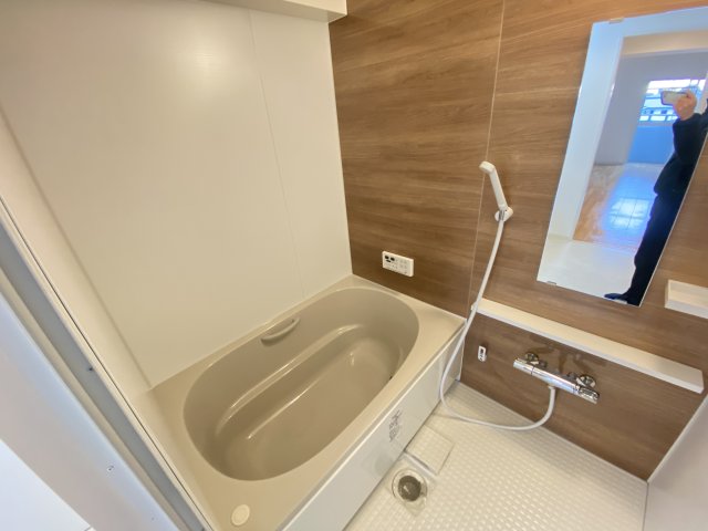 バス・シャワールーム