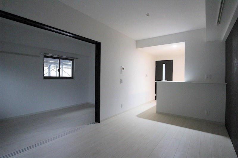 居室・リビング　人気のカウンターキッチンです。