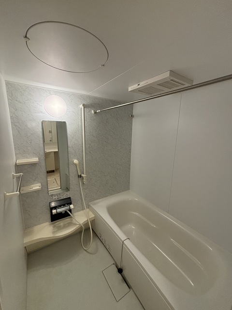 バス・シャワールーム　別部屋参考写真です