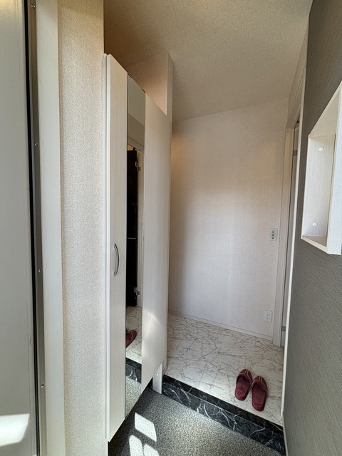 玄関　別部屋参考写真です