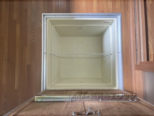 収納　床下収納