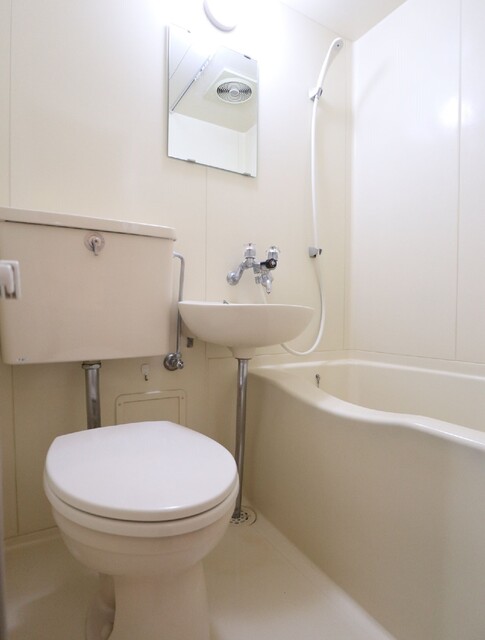 バス・シャワールーム　バス