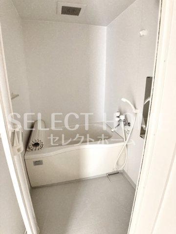 バス・シャワールーム　落ち着いた空間のお風呂です 同型タイプ