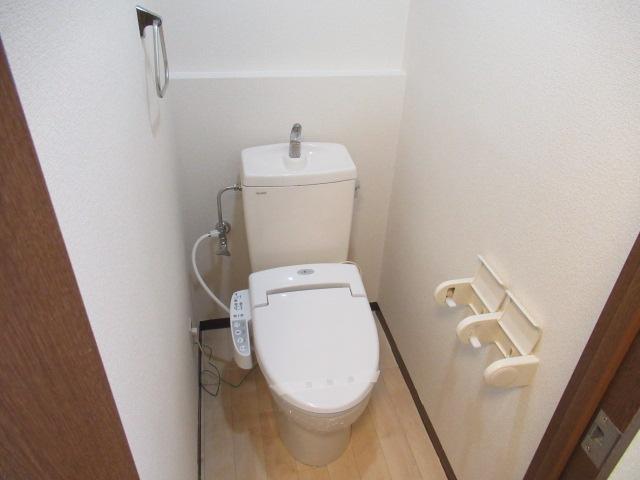 トイレ　シャワー付トイレ