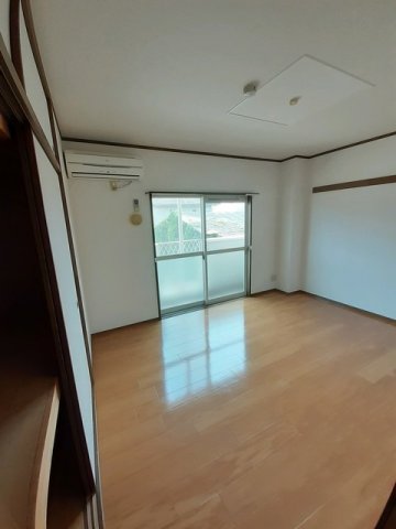 その他部屋・スペース　明るい色調の室内です