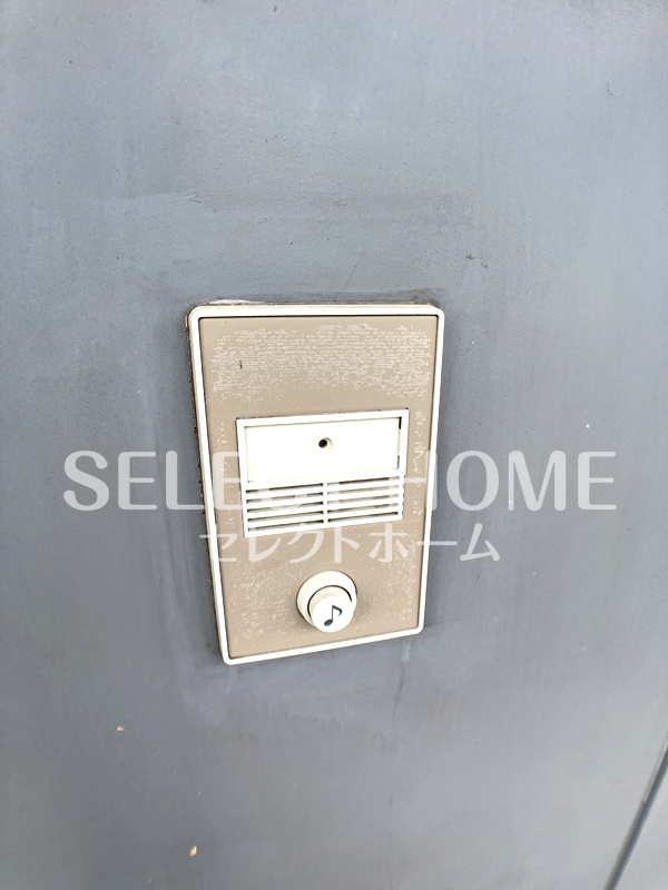 駐車場　駐車場に車を止められます