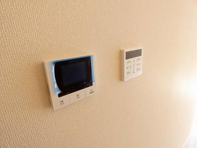 セキュリティ　モニターつきインターホン