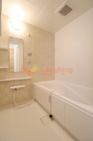 バス・シャワールーム　ゆったり過ごせるお風呂です