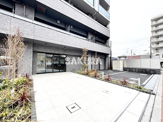 エントランス　管理の行き届いたエントランスです♪