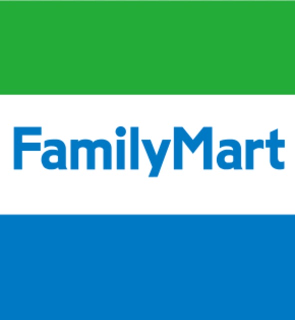 コンビニ　ファミリーマート下目黒六丁目店（コンビニ）まで320m