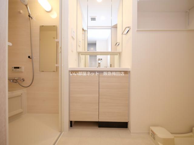 洗面設備　同仕様