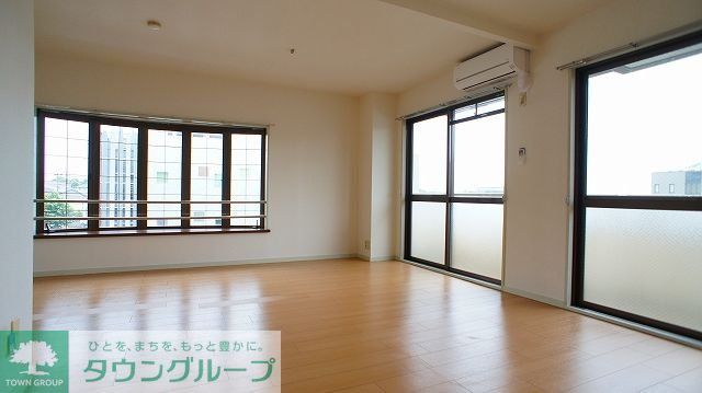 居室・リビング　お問合せはタウンハウジングまで！※現地待合わせ相談可能