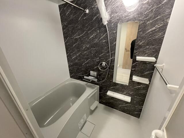 バス・シャワールーム　日々の暮らしに欠かせないお風呂です