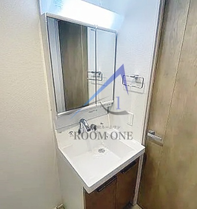 洗面設備　洗面台です。