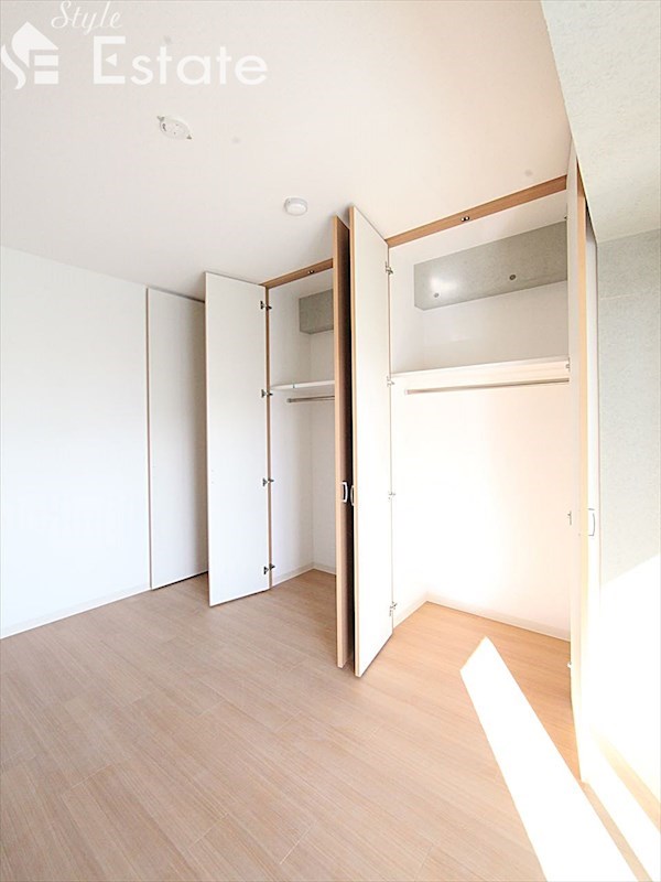 収納　クローゼット