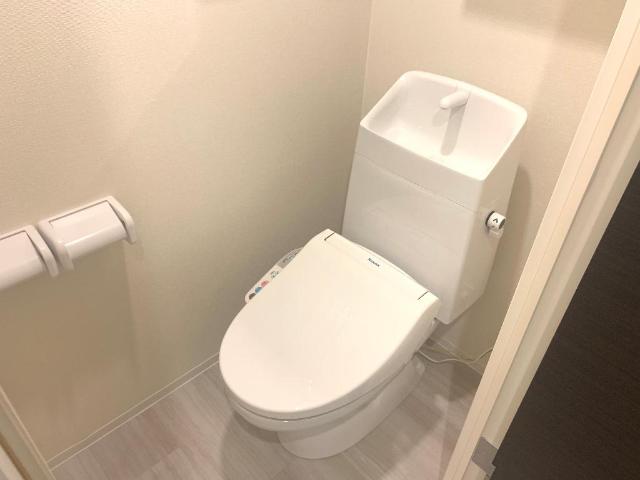 トイレ　シャワー付トイレ