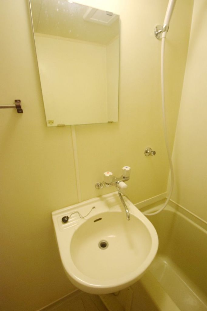 洗面設備　★鏡付き★