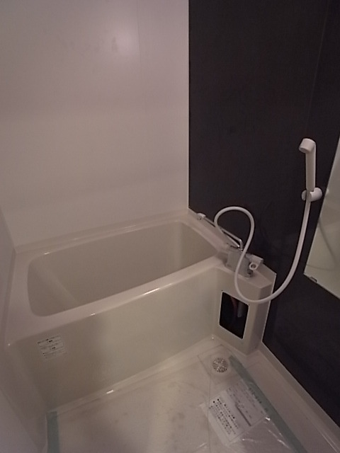 バス・シャワールーム　バスルーム