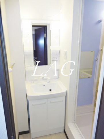 洗面設備　独立洗面台です。