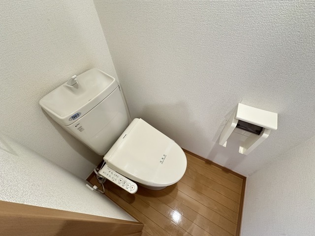 トイレ　別部屋参考写真です