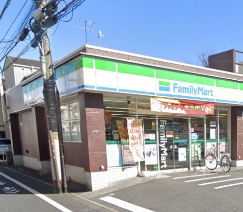 コンビニ　ファミリーマート 大森西四丁目店（コンビニ）まで73m