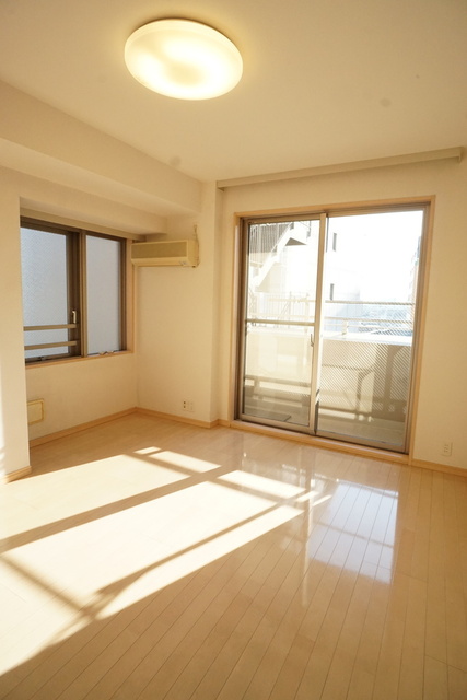 居室・リビング　★前回募集時の写真です