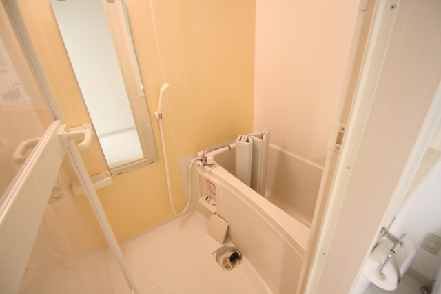 バス・シャワールーム　※別号室の参考写真のため、現状優先です。