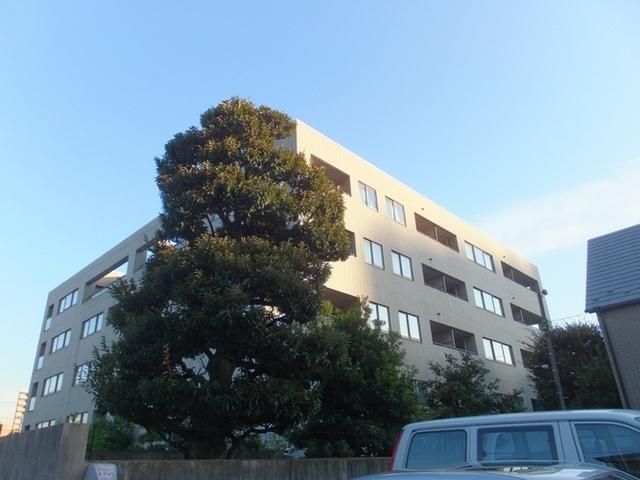 建物外観　外観タイル張り