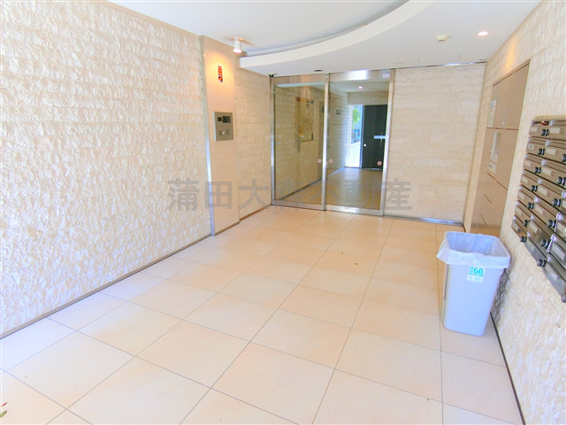 エントランス　防犯カメラTVモニター付オートロック宅配BOXメールBOX管