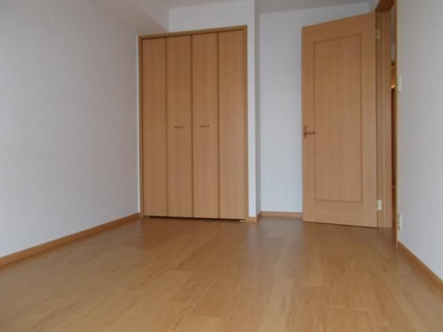 収納　※別号室参考写真です