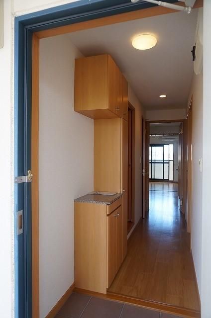 玄関　※別号室参考写真です