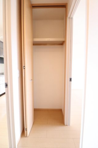 収納　廊下収納