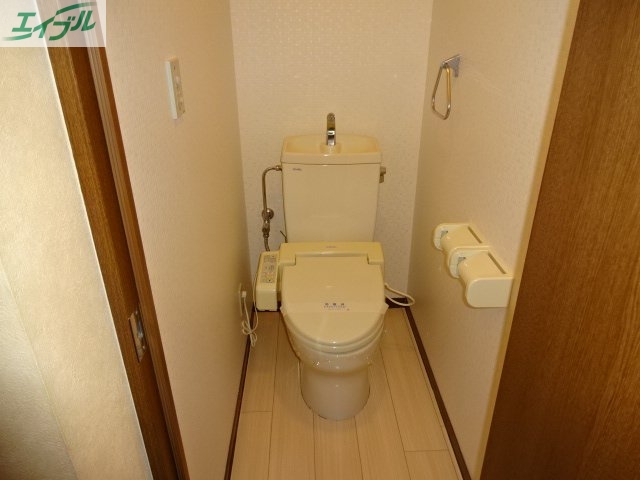 トイレ　シャワー付トイレ