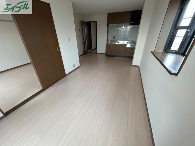 居室・リビング　リビング