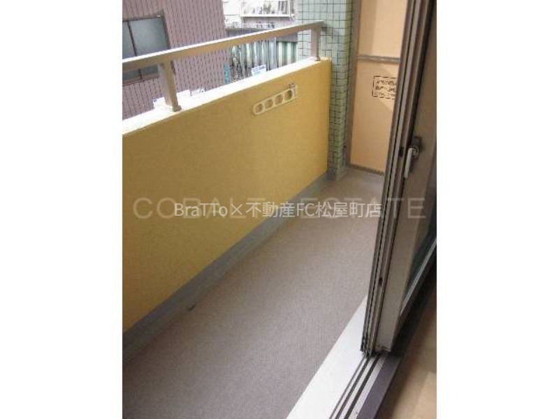 バルコニー　バルコニー